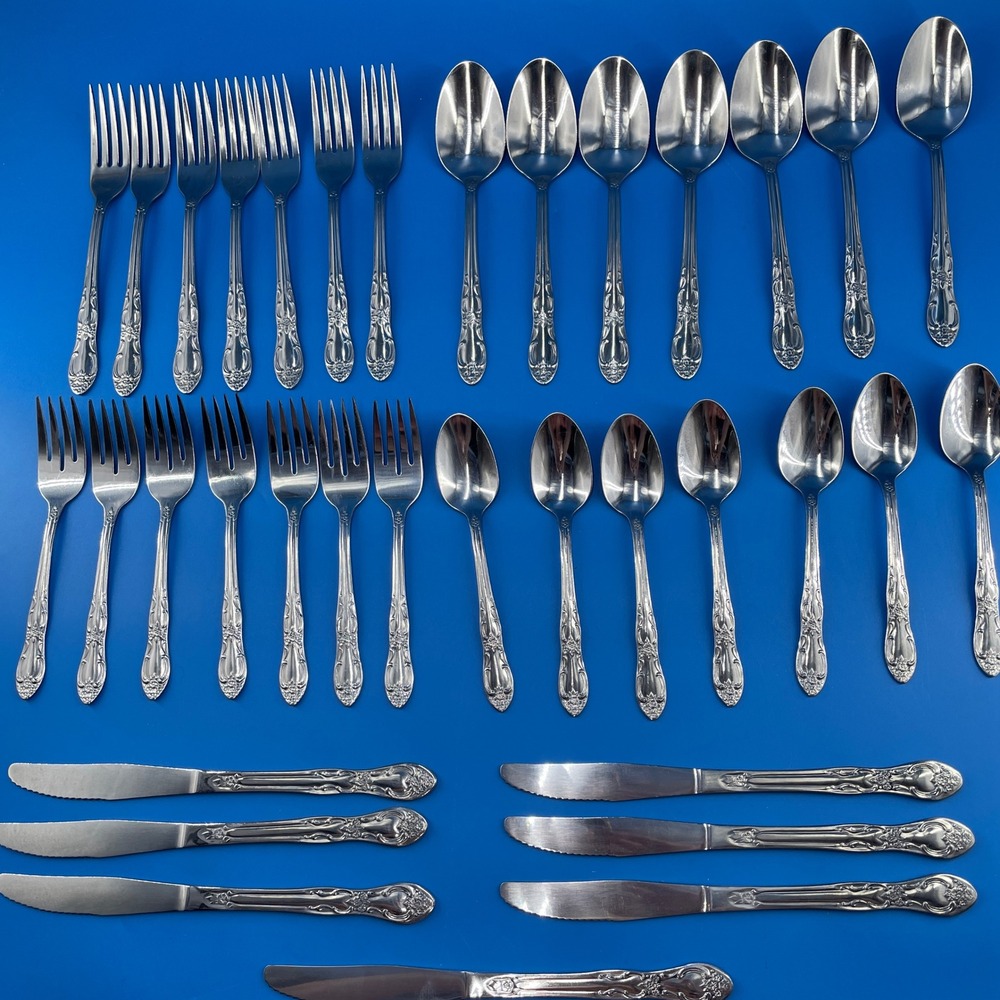 Oneidacraft Venus Stainless Flatware Starter Set  7 Place Settings 35pc